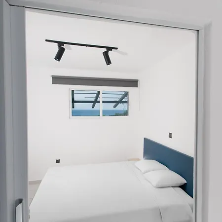 Blue & White Apartman
