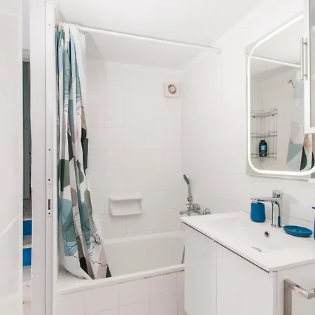 Blue & White Apartamento *