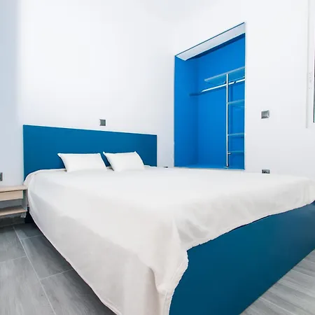 Blue & White Apartamento Siviri