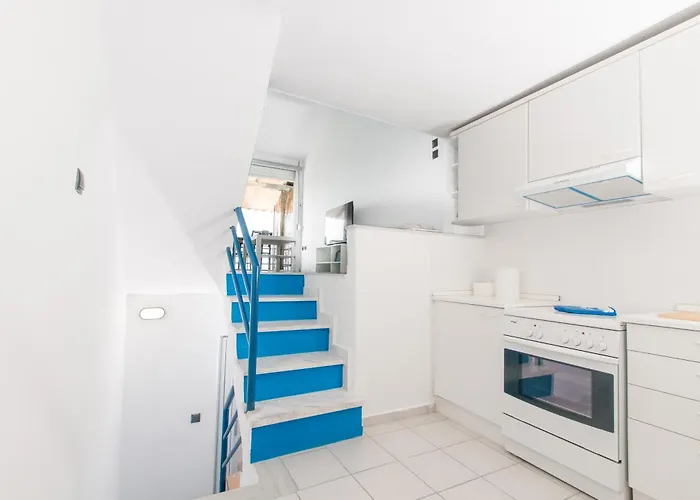 Apartman Blue & White *